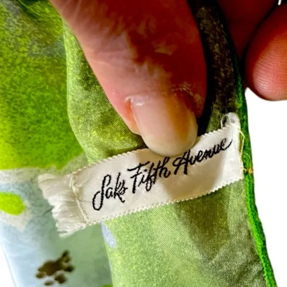 Saks Fifth Ave Beene Bazaar Vintage Long Silk Watercolor Floral Scarf - Picture 3 of 3